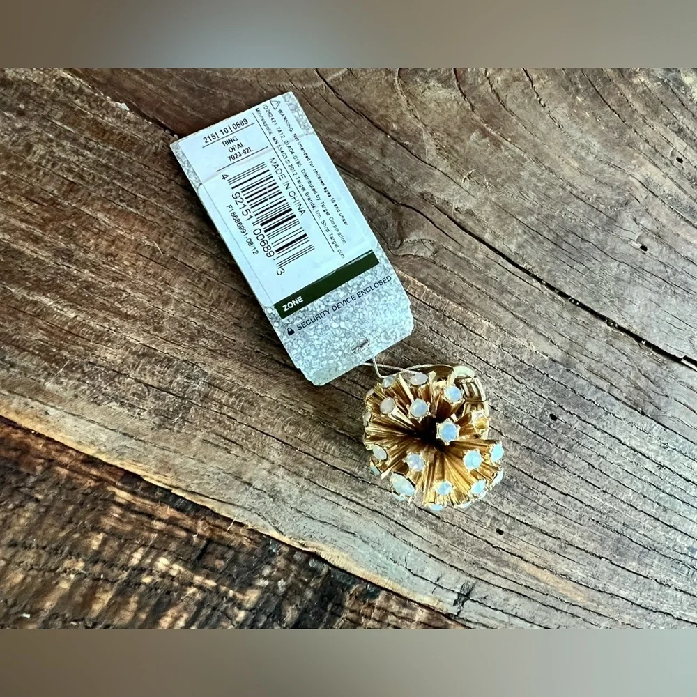 Gold Starburst Ring with Blue Stones and stretchy band costume statement